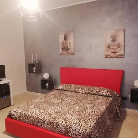 Hotel Oasi 210 *