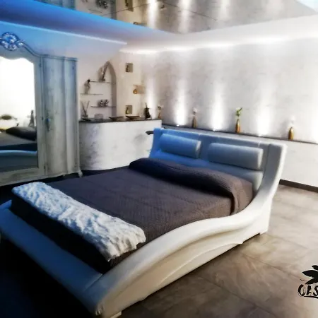Hotel Oasi 210 *